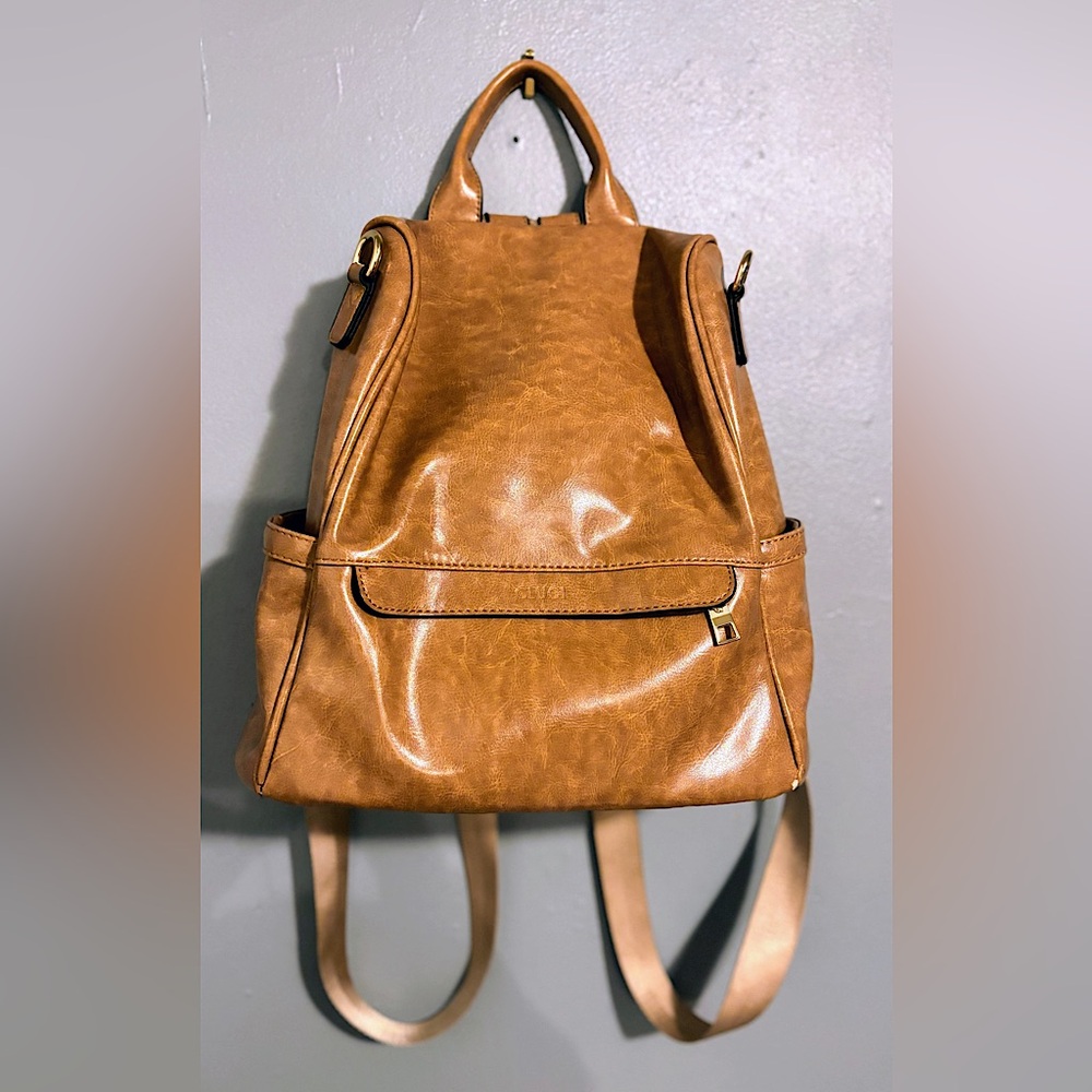 Click Backpack